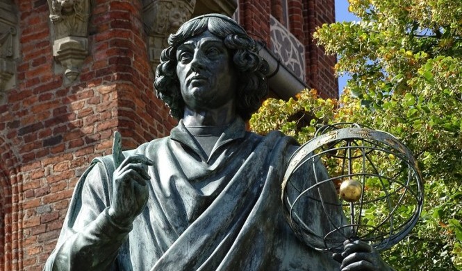 Как книга Коперника попала в руки одного молодого монаха