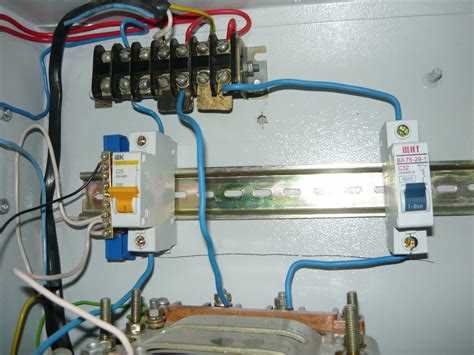 Как обеспечить безопасность при монтаже кабеля в гараже?