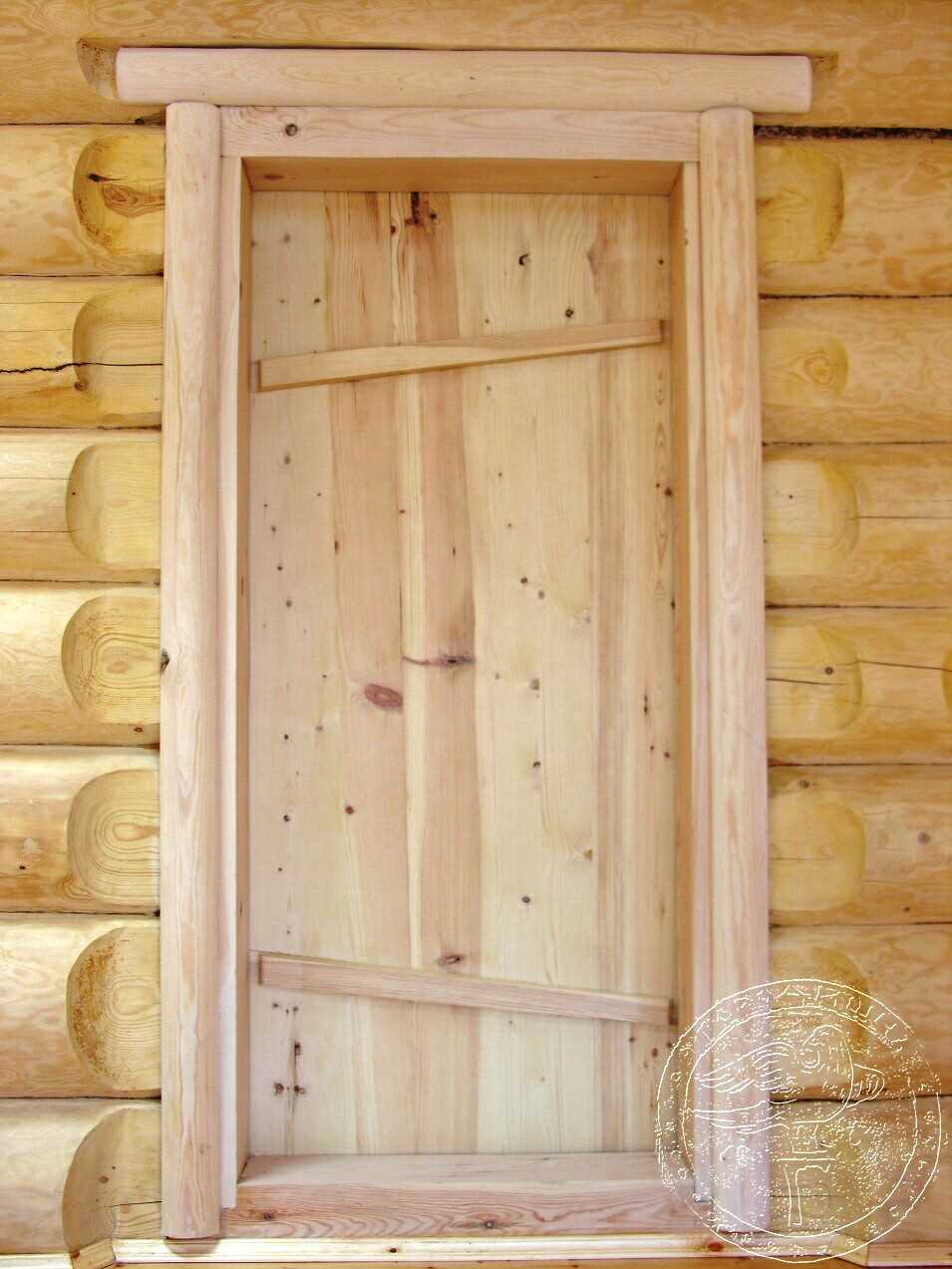 Создание деревянных дверей для бани: как это сделать самостоятельно