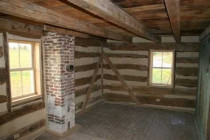 Как обработать деревянные стены внутри дома: лучшие способы