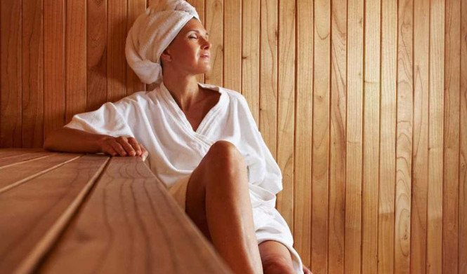 Как правильно и эффективно париться в бане для женщин: полезные советы и рекомендации