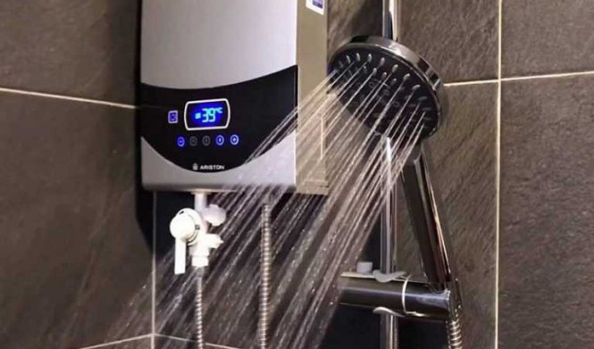 Электрический проточный водонагреватель для душа: особенности и преимущества