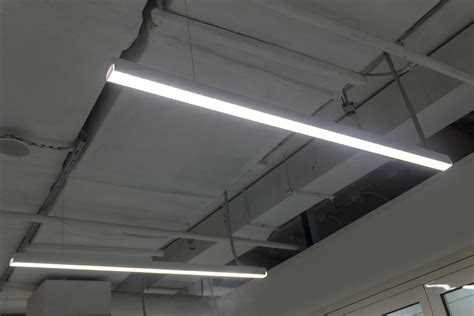 Как правильно установить светодиодные светильники в гараже?